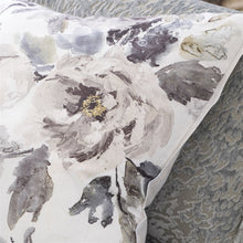 Indlæs billede til gallerivisning Shanghai Garden Ecru Linen Cushion close up, by Designers Guild