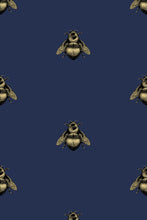 Indlæs billede til gallerivisning Timorous Beasties Napoleon Bee Wallpaper