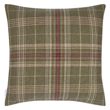 Indlæs billede til gallerivisning Ralph Lauren Hardwick Plaid Woodland Cushion Front