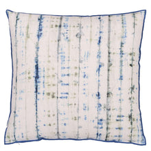 Load image into Gallery viewer, Designers Guild Kyoto Flower Indigo Cushion Reverse