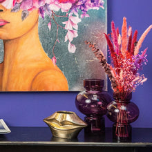 Load image into Gallery viewer, Decorative Gold Lips Vase