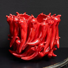 Indlæs billede til gallerivisning The Chilies Vase, Bordeaux Red