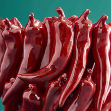 Indlæs billede til gallerivisning The Chilies Vase, Bordeaux Red