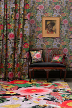 Indlæs billede til gallerivisning Timorous Beasties Berkeley Bloom Art Rug in Living Room