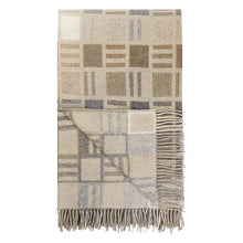 Indlæs billede til gallerivisning Designers Guild Bainbridge Merino Wool Natural Throw