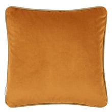 Indlæs billede til gallerivisning Designers Guild Corda Sienna Corduroy Cushion Reverse