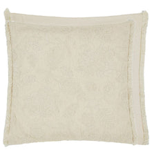 Indlæs billede til gallerivisning Natural embroidered pillow on a neutral background