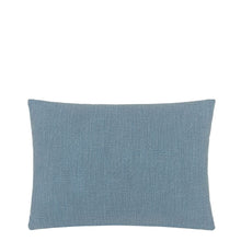 Indlæs billede til gallerivisning Designers Guild Enamel Floral Indigo Cotton Cushion Reverse