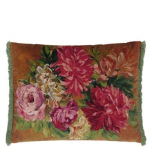 Indlæs billede til gallerivisning Designers Guild Fleurs d&#39;Artiste Terracotta Velours Cushion
