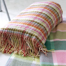 Load image into Gallery viewer, Designers Guild Marano Peony Throw