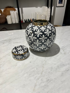 Black & White Tanger Patterned Jar, ø18 x h22 cm