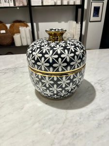 Black & White Tanger Patterned Jar, ø18 x h19 cm