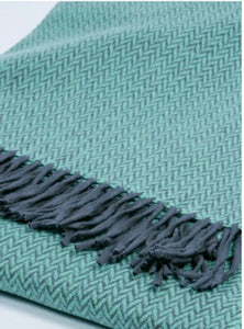 Mantas Ezcaray Merino Wool Herringbone Throws