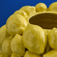 Indlæs billede til gallerivisning Yellow lemon trend vase covered in various size lemons in ceramic