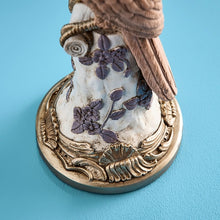 Indlæs billede til gallerivisning Lavender and white base with gold accents for pink parrot candle holder