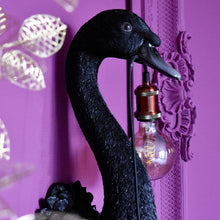 Indlæs billede til gallerivisning Petra Black Swan Wall Lamp