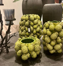 Indlæs billede til gallerivisning Vases with Green Pinapples in Ceramic