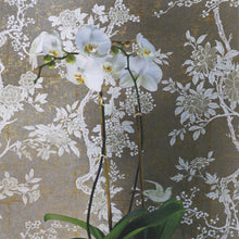 Indlæs billede til gallerivisning Marlowe Floral Wallpaper, by Ralph Lauren