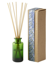 Indlæs billede til gallerivisning Designers Guild First Flower Diffuser, Home Fragrance